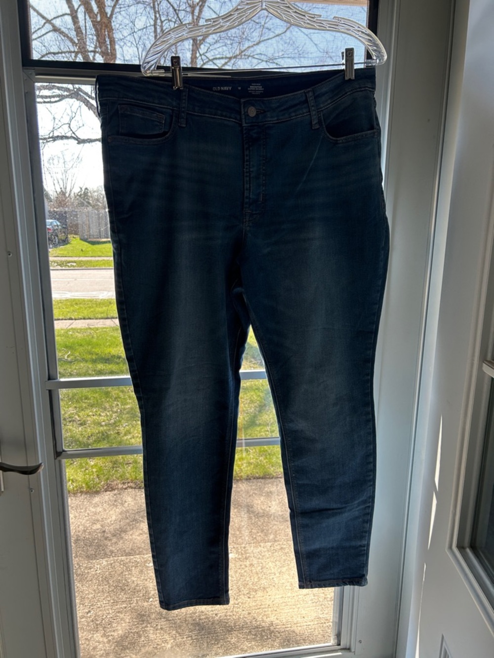 Old Navy Women Rockstar Super Skinny size 18